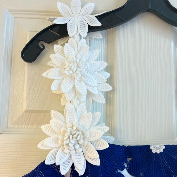 NWT Hutch Daisy Lace Top - Picture 7 of 9